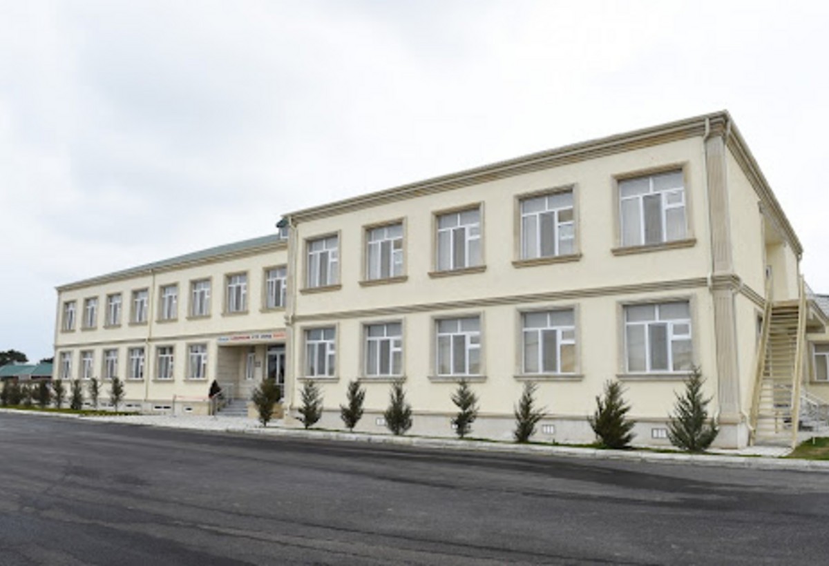 Bakıda fəhlə uşaq baxçasında intihar edib