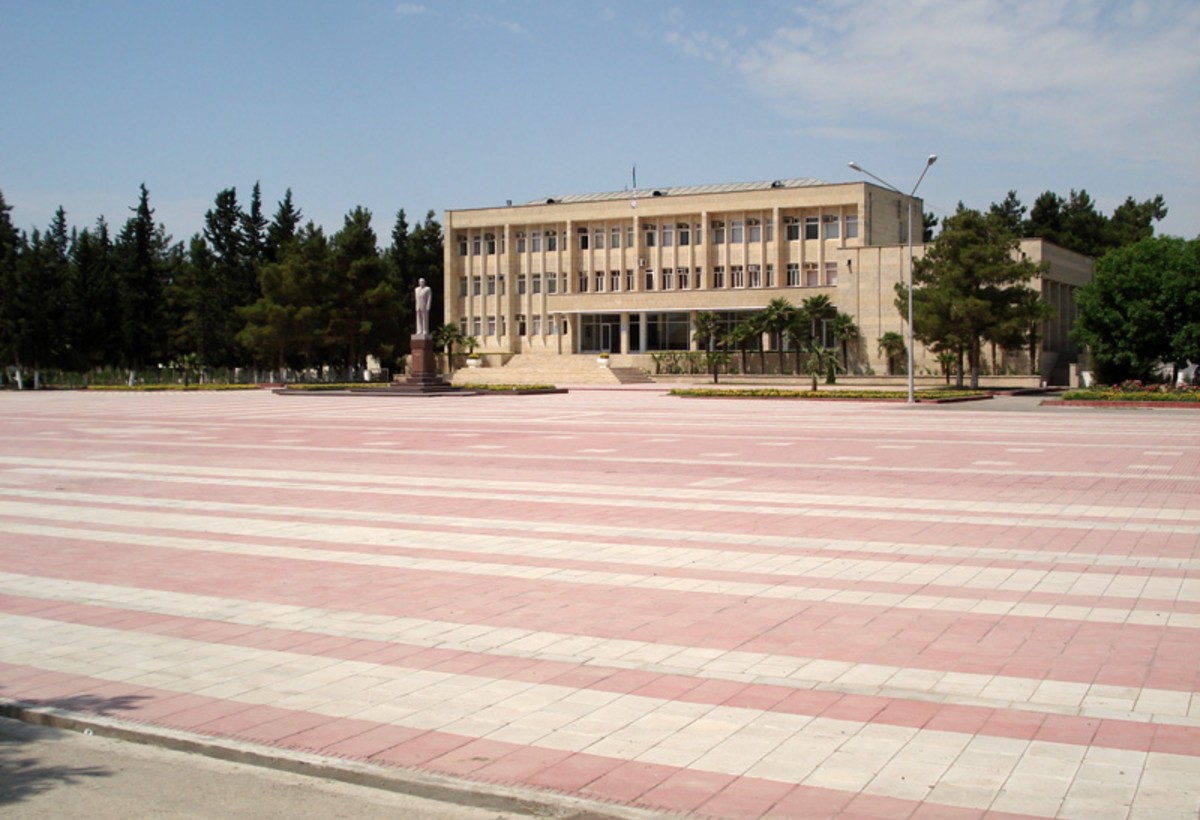 Saatlı şəhərinin də yolları asfaltlanacaq