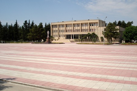 Saatlı şəhərinin də yolları asfaltlanacaq