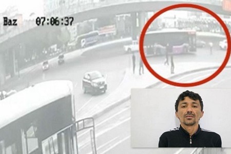20 Yanvar” dairəsində özünü maşınların altına atan şəxs tutuldu - VİDEO