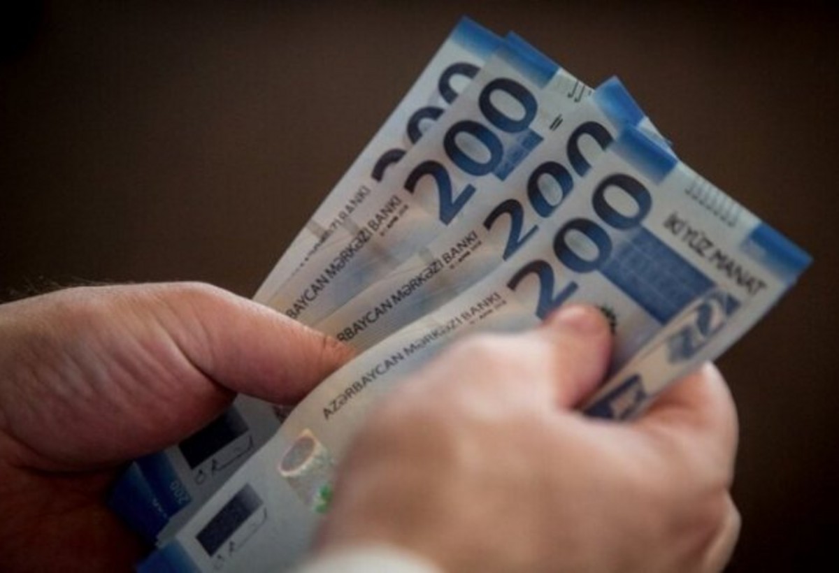 Onların maaşı 2425 manat oldu - FƏRMAN