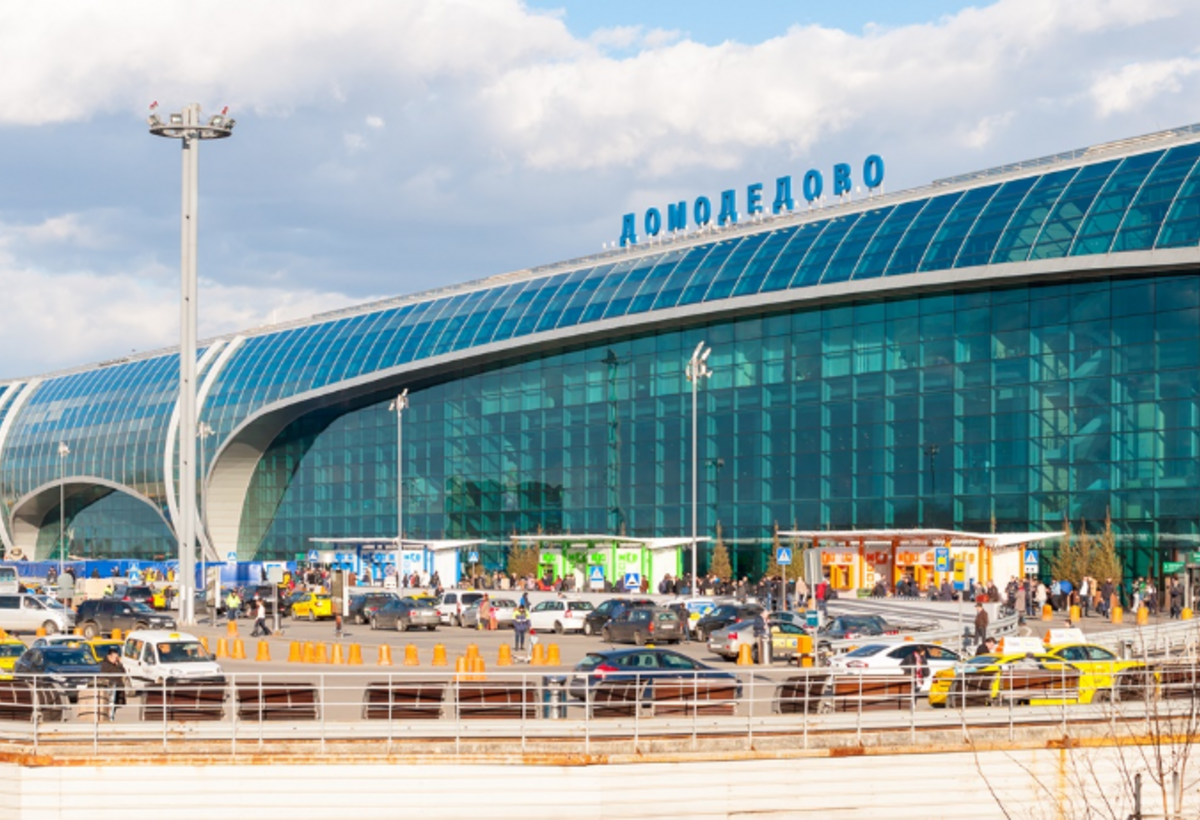 Azərbaycanın deputatı Moskva aeroportundan deport olunub - XİN bəyanat verdi