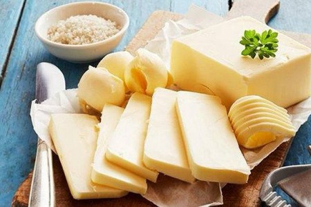Kərə yağı bahalaşır, keyfiyyəti isə narahatlıq doğurur – Ekspertlərdən vacib məsləhətlər