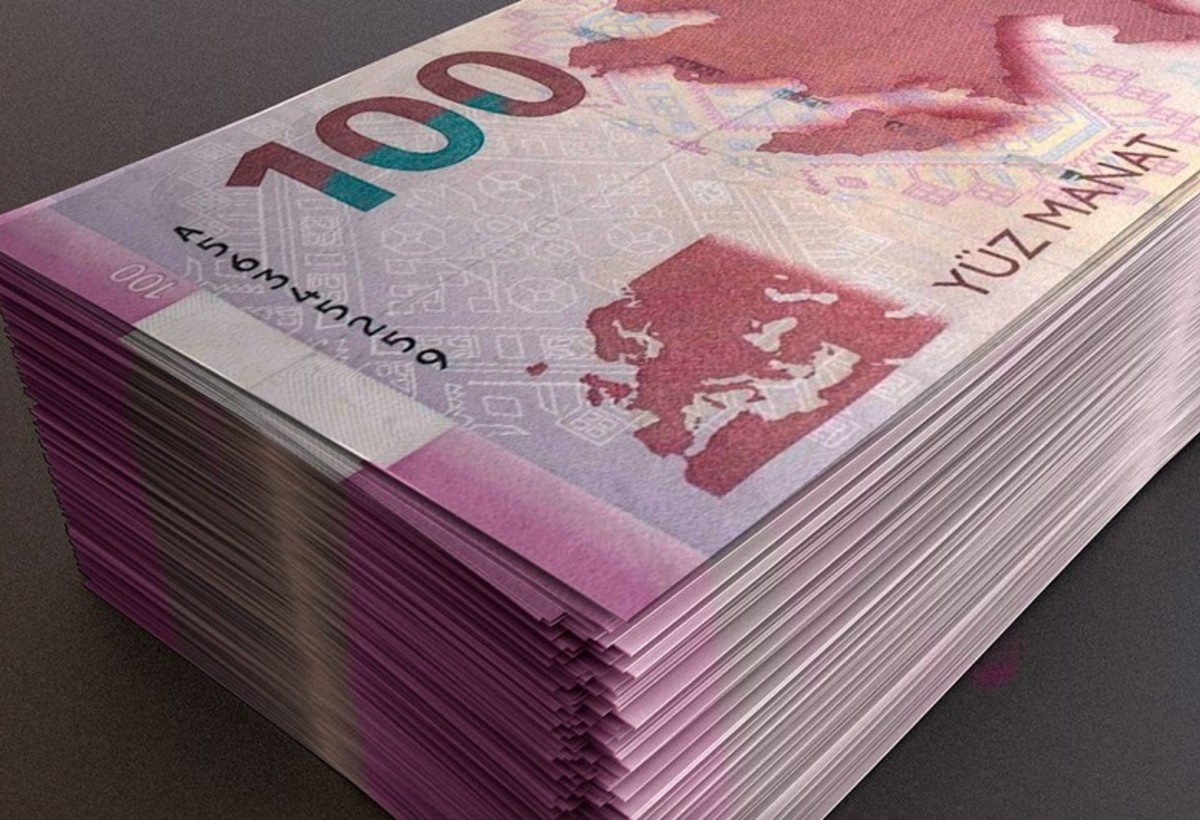 Büdcənin gəlirləri 14 milyard manata yaxınlaşıb