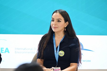Leyla Əliyeva Azərbaycan Tibb Universitetində olub