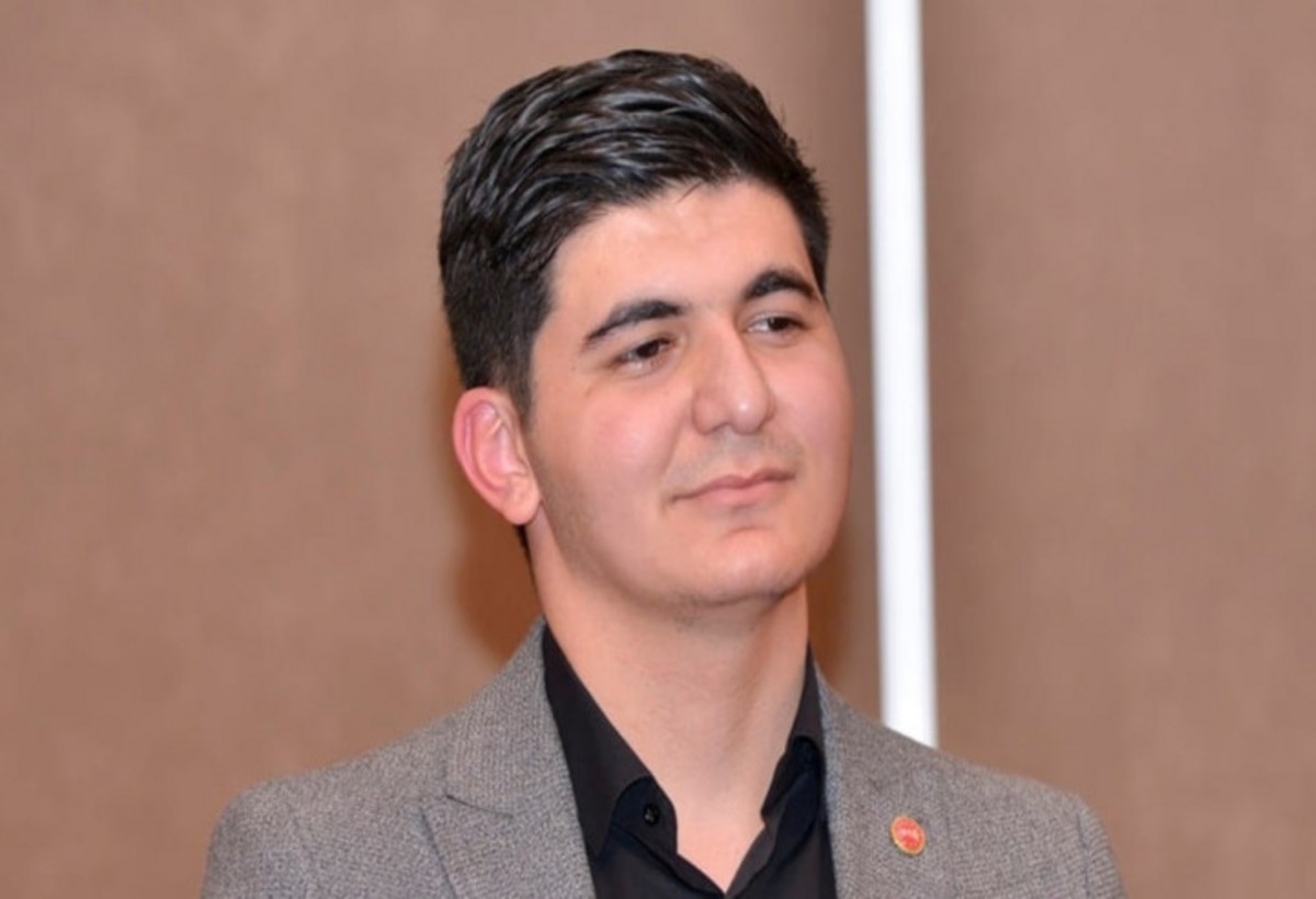 İctimai fəal Əhməd Məmmədli SAXLANILDI: Adam bıçaqlayıb