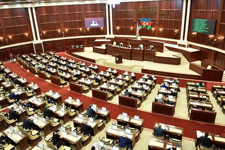 Milli Məclis Bəyanat qəbul etdi