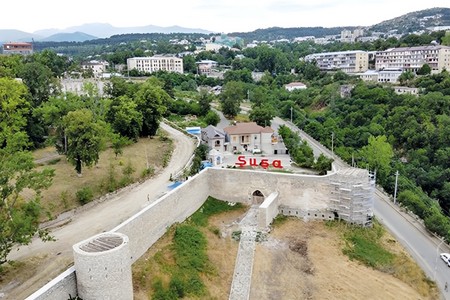 Şuşada daha 6 yaşayış binası tikiləcək