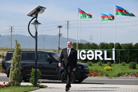 İlham Əliyev Ağdamın Kəngərli kəndinin birinci mərhələsinin açılışında iştirak edib - YENİLƏNİB