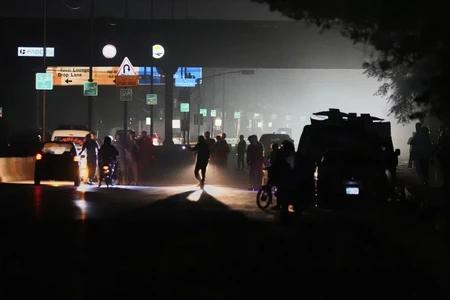 Pakistan Hindistana qarşı genişmiqyaslı hərbi əməliyyatlara başladı