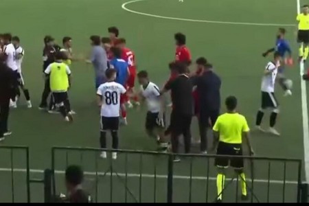 Turan Tovuz - Neftçi oyununda kütləvi dava - VİDEO