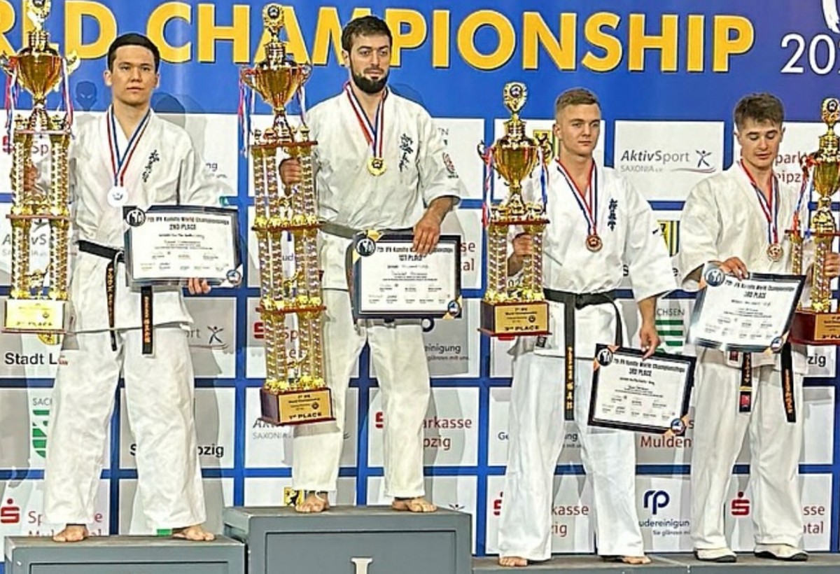 Azərbaycan karateçiləri dünya çempionatında dörd medal QAZANDILAR