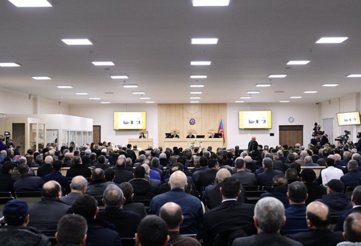 Hərbi cinayətlər törətməkdə təqsirləndirilən erməniəsilli şəxslərin məhkəməsi keçirilir