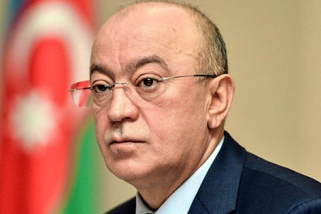 Nazir Şahmalı Əhmədovu Yasamala rəis gətirdi