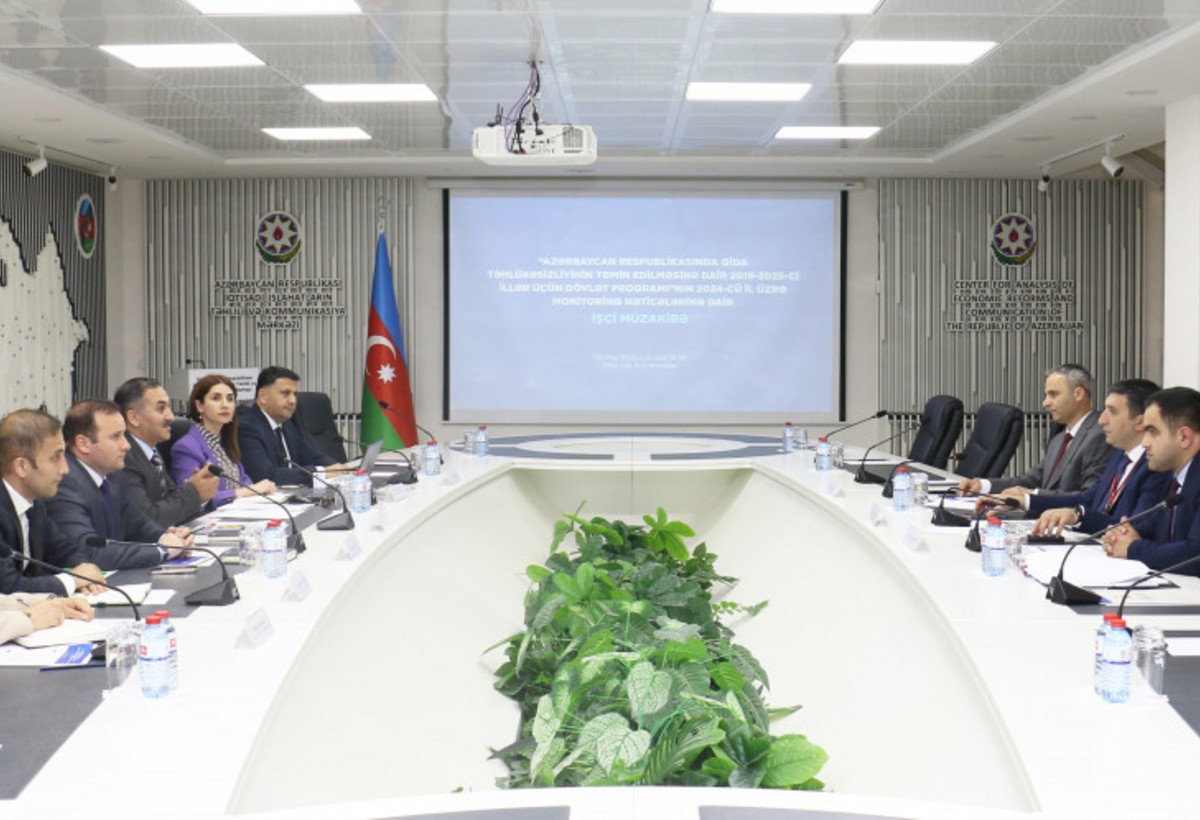 İİTKM-də qida təhlükəsizliyinin təmin edilməsinə dair dövlət proqramının icrası müzakirə edilib