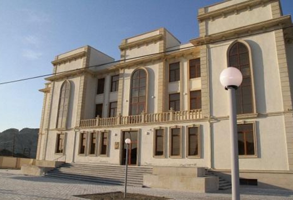 Azərbaycanlı gənclər üçün yeni fürsət: Mədəniyyət və yaradıcılıq üzrə xaricdə təhsil proqramı