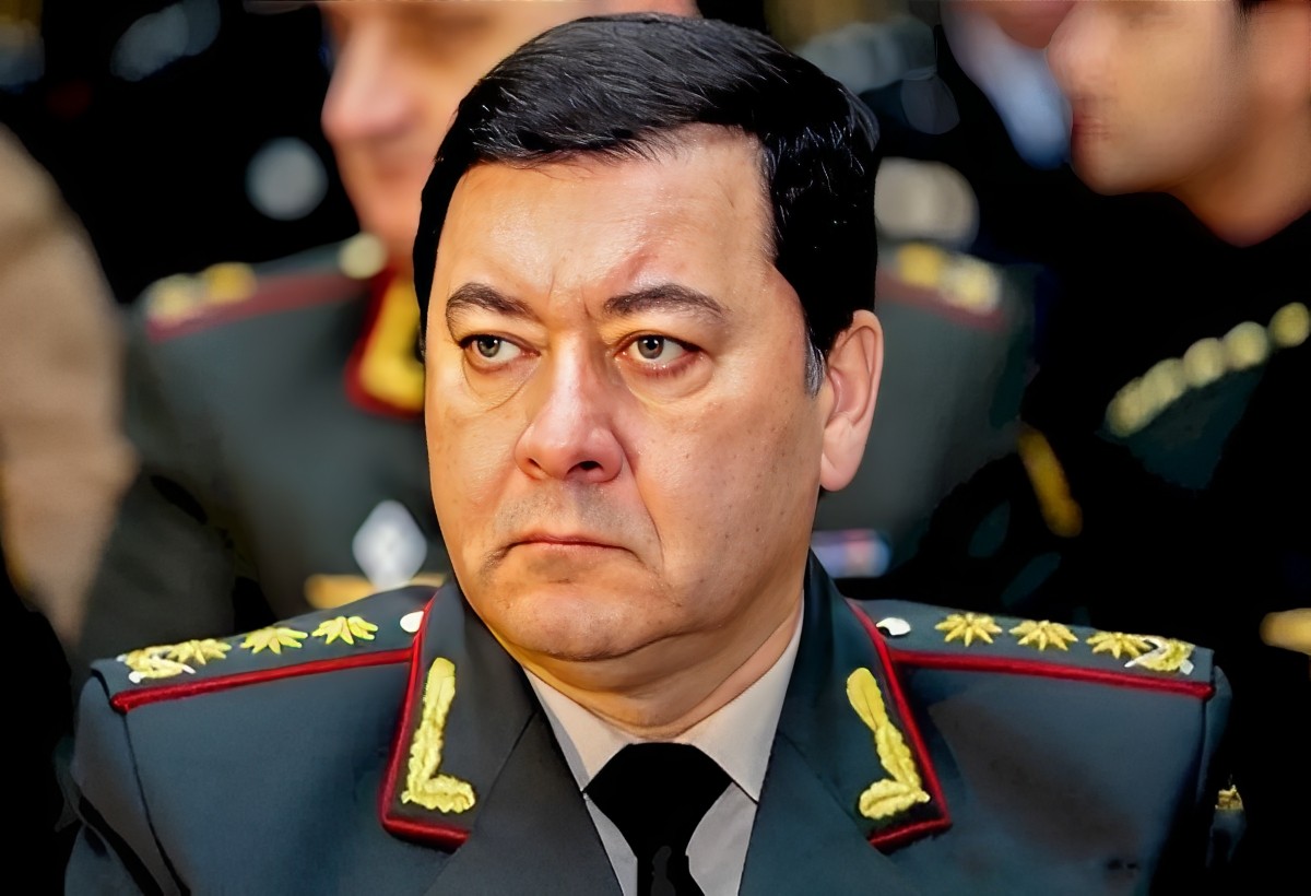 20 milyondan 400 min manat götürdüyünü, qalan pulu Nəcməddin Sadıkova verdiyini bildirdi - Məhkəmə işi