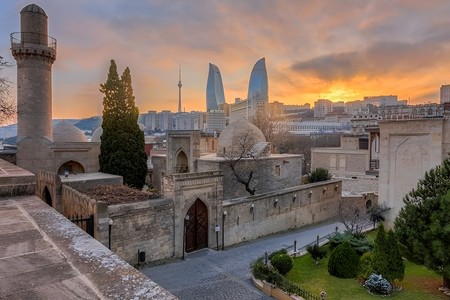 Bakıda tarixi abidələr bərpa olunacaq
