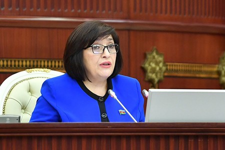 Sahibə Qafarova İspaniyaya rəsmi səfər edib