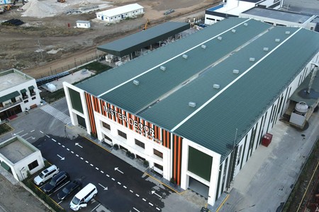 Ağdam Sənaye Parkında istehsal olunan divar kağızlarının Özbəkistana ixracına başlanıldı
