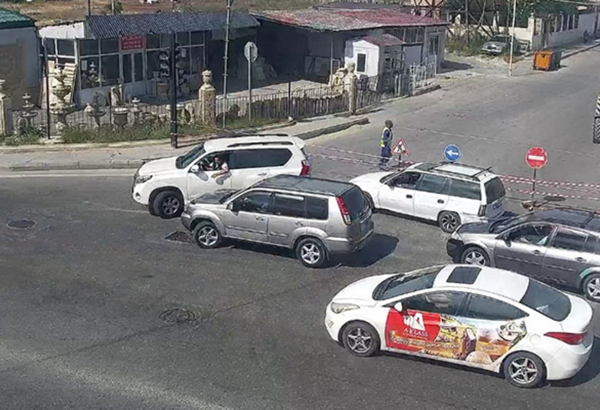 Bu yol bağlıdır - Sürücülərin NƏZƏRİNƏ!