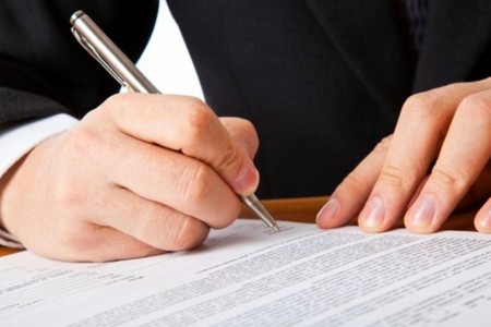 Dövlət qulluğuna qəbul imtahanında iştirak etmək istəyənlərin NƏZƏRİNƏ!