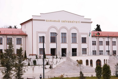 Qarabağ Universiteti vakansiya ela edib