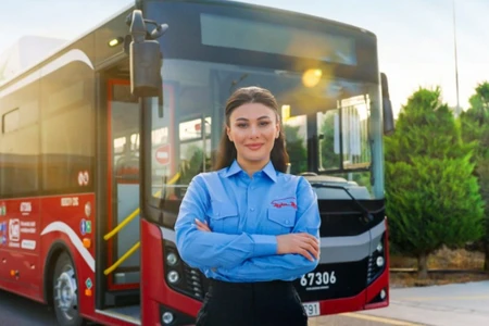 BakuBusın vakansiyasına insanlardan reaksiyalar: Sürücülük qadın işi deyil