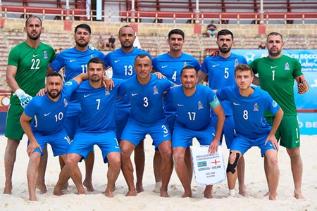 Azərbaycan millisi Belçikanı darmadağın etdi