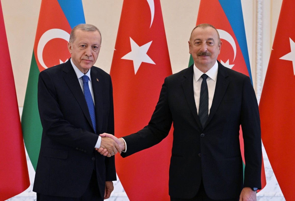 Rəcəb Tayyib Ərdoğan İlham Əliyevi Müstəqillik Günü münasibətilə təbrik edib