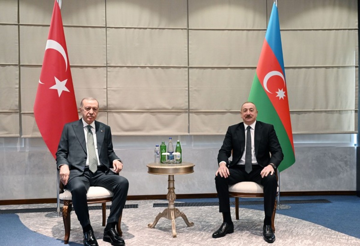 Laçında İlham Əliyevlə Ərdoğan arasında təkbətək görüş başlayıb
