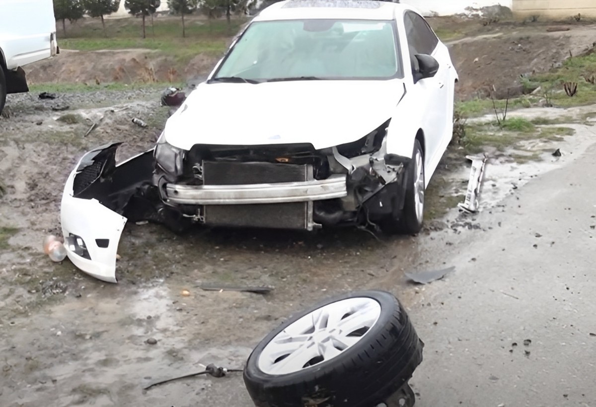Elektromobillər qəza zamanı niyə tamamilə bloklanır?