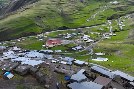 Xınalığa səyahət: Qədim əlyazmalar və piramida evlər