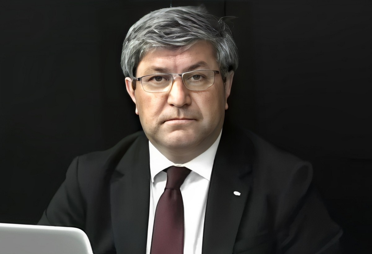 Əvəz Zeynallının həyat yoldaşı: Axşam saatlarında səhhəti pisləşdi