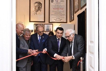 Bakıda Xalq şairi Rəsul Rzanın ev-muzeyi açılıb