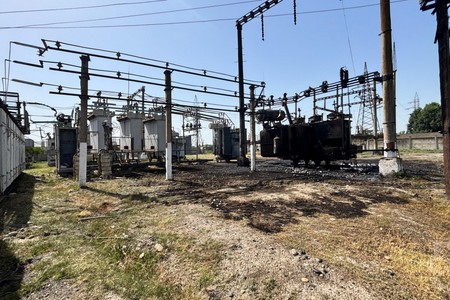 Ucarda transformator yandı
