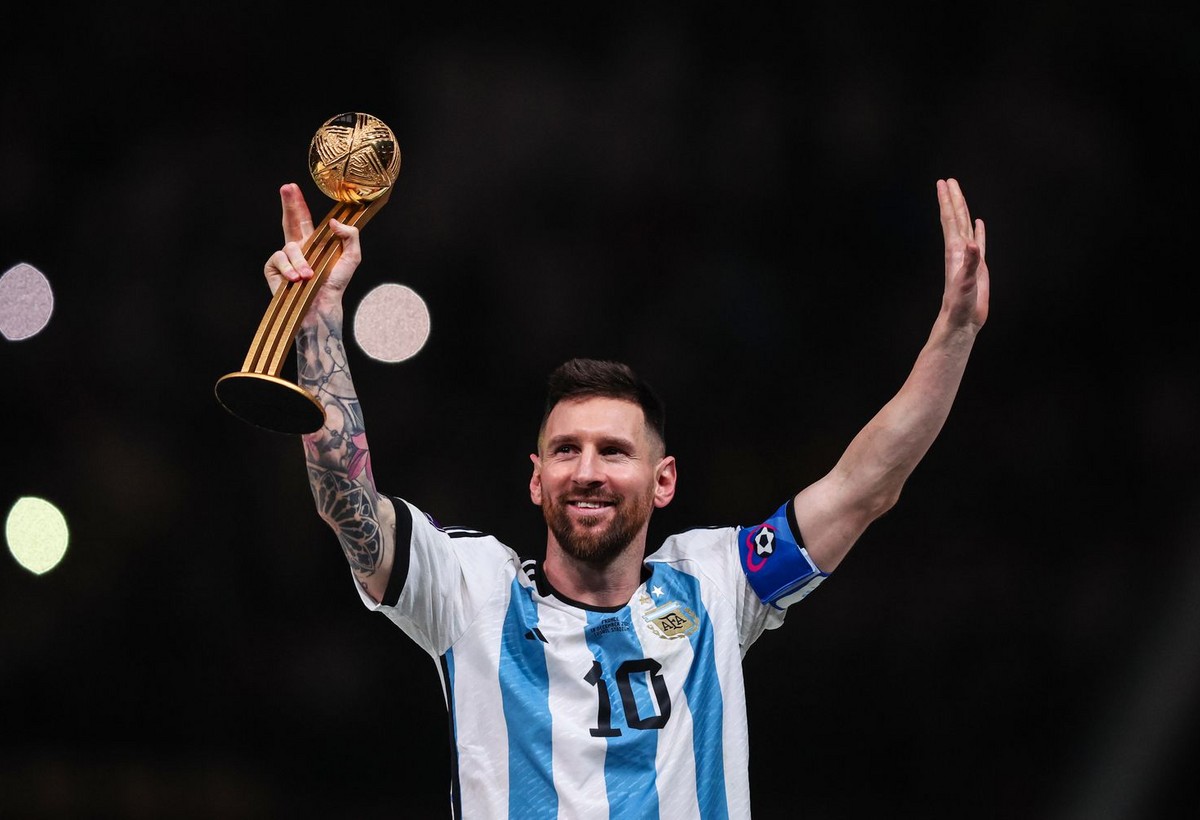 Messi Azərbaycan millisini təbrik etdi - VİDEO