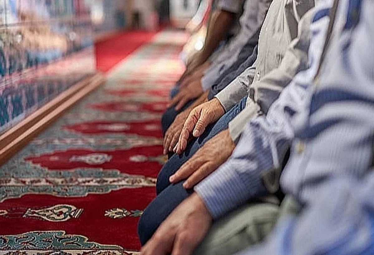Azərbaycanda bayram namazı qılınıb