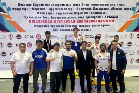 Azərbaycan boksçusu Qazaxıstanda bürünc medal qazanıb