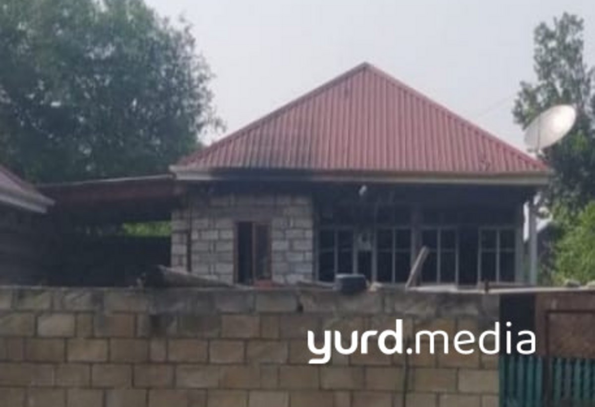 Tovuzda DƏHŞƏT: Oğul anasını balta ilə öldürüb, evi yandırdı - YENİLƏNİB - FOTO