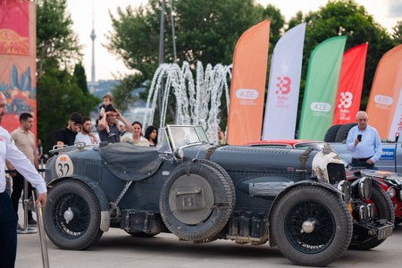 Bakıda  retro avtomobillərin dünya şöhrətli YÜRÜŞÜ
