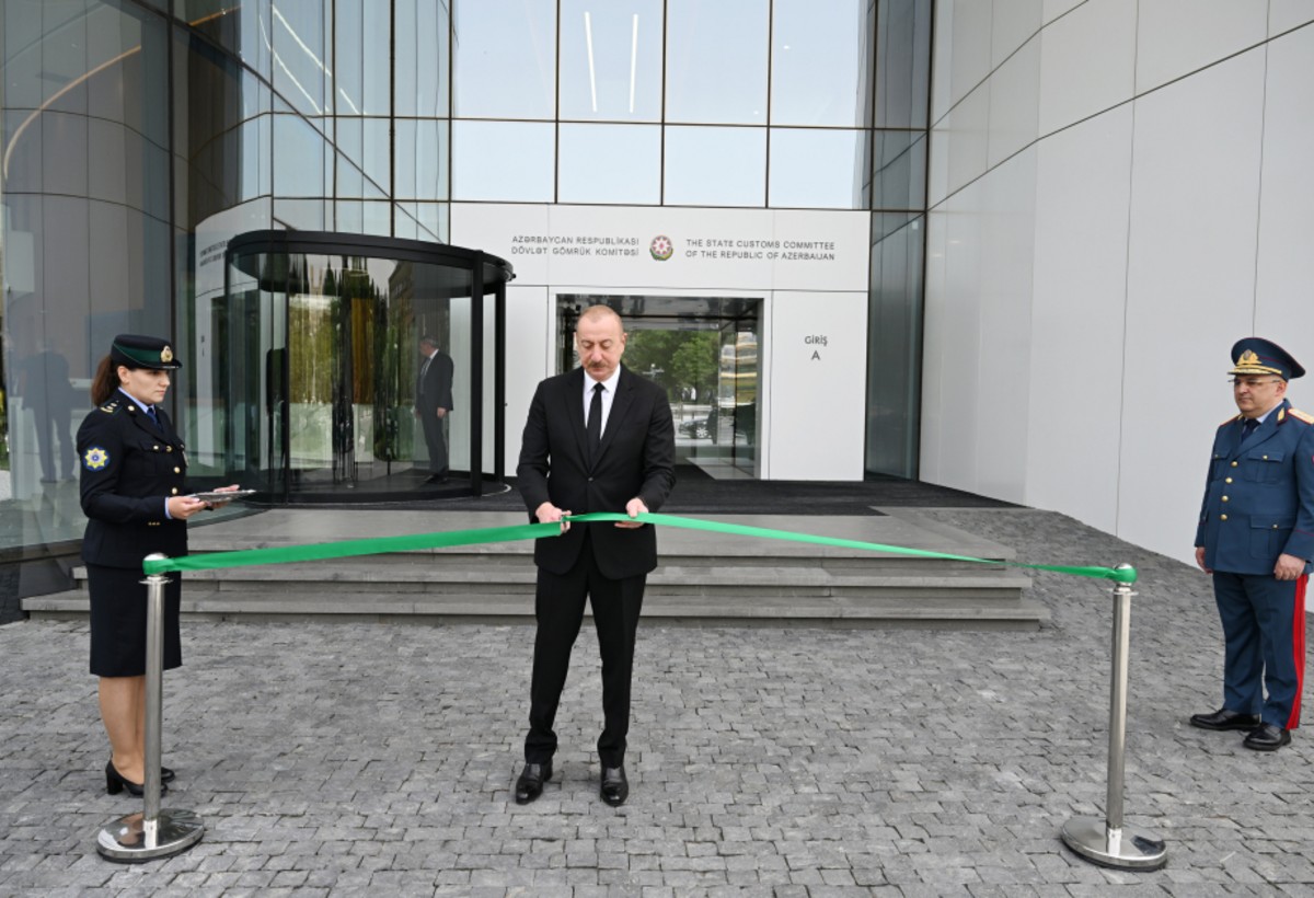 Prezident Gömrük Komitəsinin yeni binasının AÇILIŞINDA - FOTO