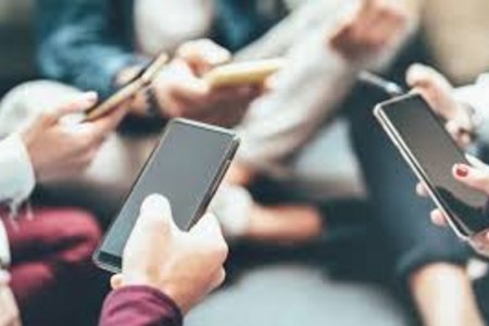 Agentlikdən mobil tariflərin artırılmasına REAKSİYA