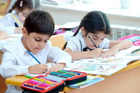 108 minə yaxın uşağın birinci sinfə qəbulu prosesi tamamlandı