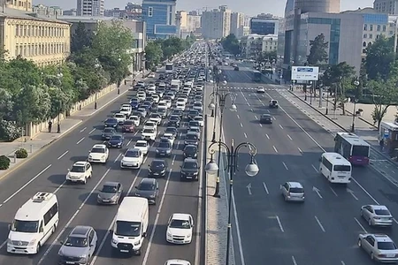 Paytaxtda 14 istiqamət üzrə sıxlıq müşahidə edilir