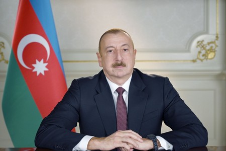 İlham Əliyev Şahin Mustafayevi 1-ci dərəcəli “Vətənə xidmətə görə” ordeni ilə təltif etdi