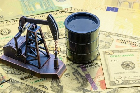 Azərbaycan neftinin qiyməti 72 dolları ötdü