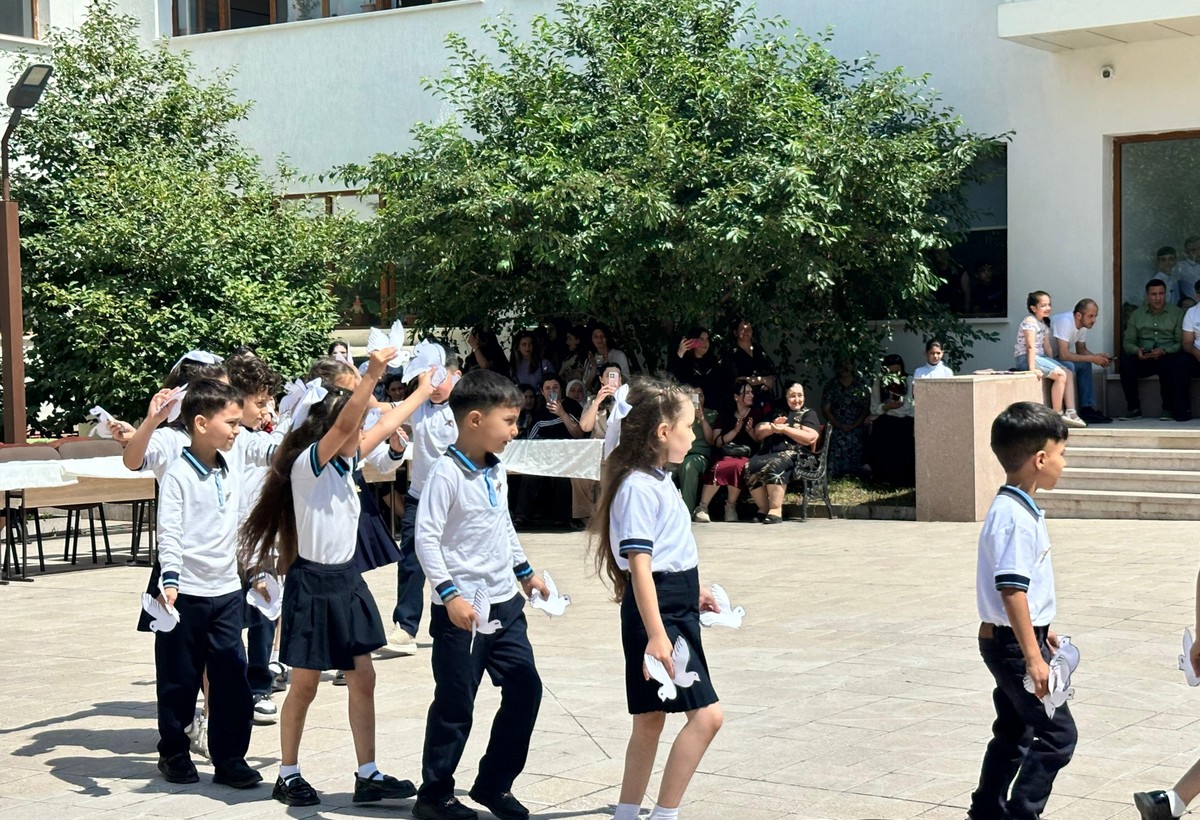 Xankəndidə 37 ildən sonra çalınan son zəng - FOTO