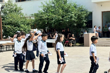 Xankəndidə 37 ildən sonra çalınan son zəng - FOTO