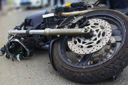 Zaqatalada motosiklet aşdı, sürücüsü öldü